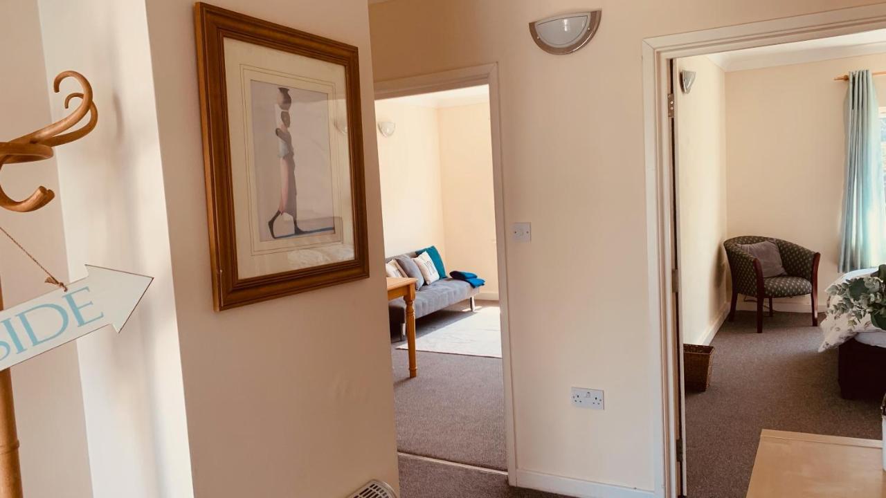 Sea Breeze Apartments Porthcawl Exterior photo